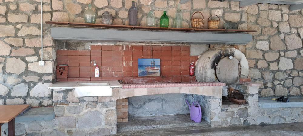 Villa Amatonostro à Mandrakia Extérieur photo